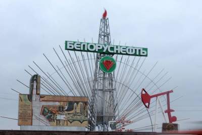 Беларусь планирует начать альтернативный РФ импорт нефти