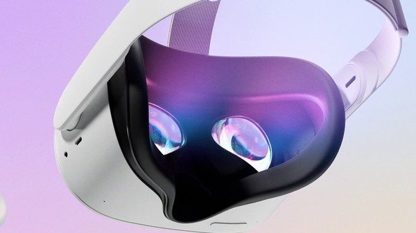 Facebook готовит новую версию шлема виртуальной реальности Oculus