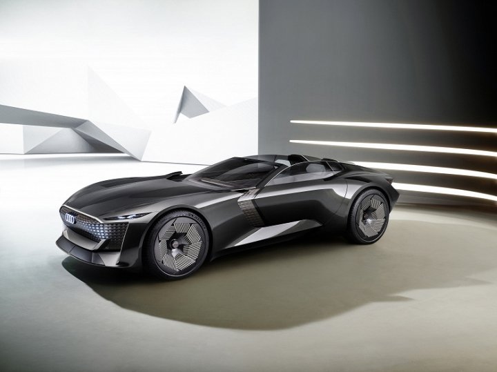 Audi представила электромобиль-трансформер будущего Skysphere (фото, відео)